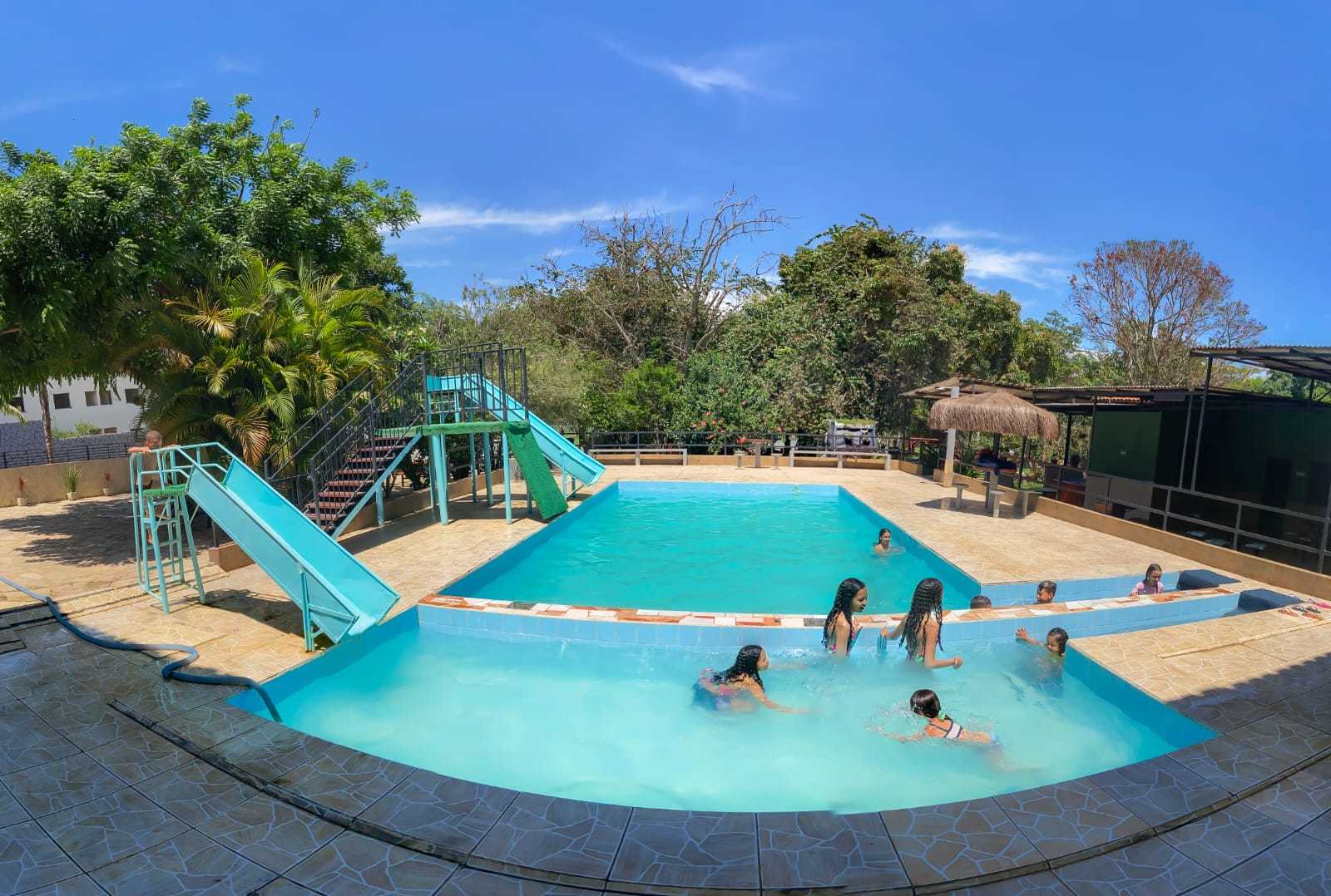 O MELHOR CLUBE DE ÁGUAS LINDAS!!! VENHA NOS FAZER UMA VISITA 🏊 FAÇA SUA  RESERVA PARA GANHAR DESCONTO! LINK DA RESRVA:, By Chácara da Isabel