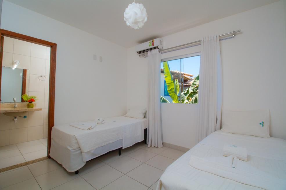 Lua Crescente Quarto solteiro semi suite.jpg