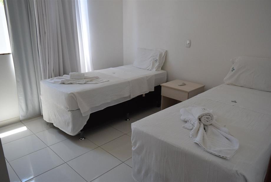 Lua Crescente - Quarto Solteiro.jpg