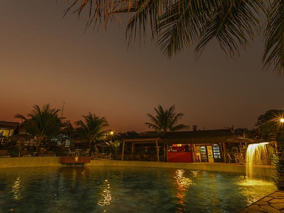 1piscina + área externa  (105).jpg