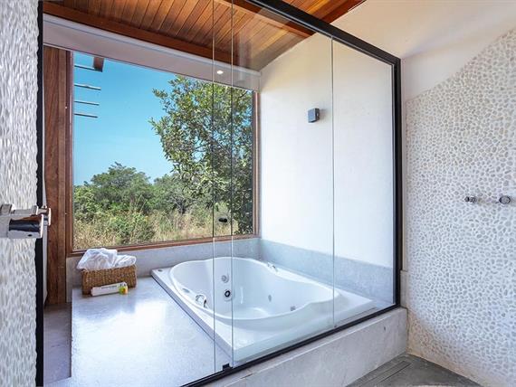 suíte jasmim (10).jpg