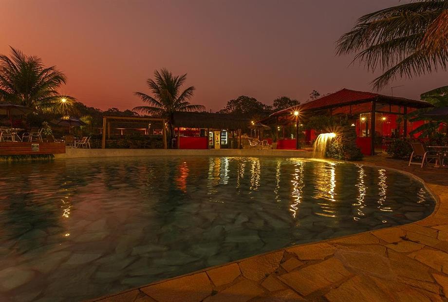 1piscina + área externa  (102).jpg