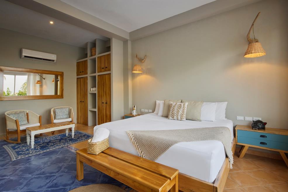 2. master suite.jpg
