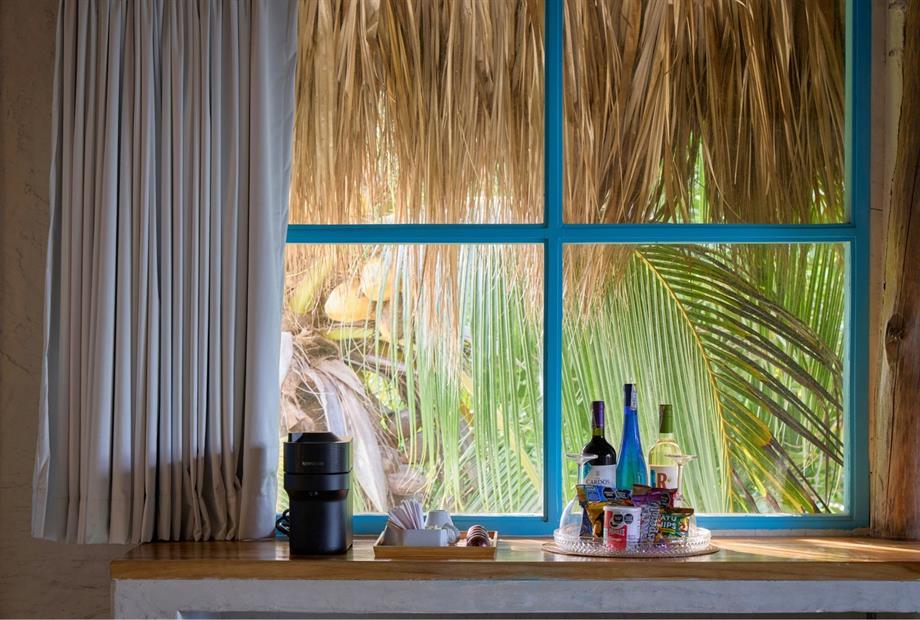 5. bungalow deluxe (lp).jpg