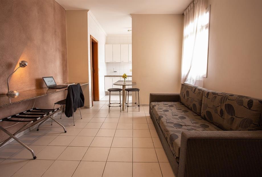 IMG_9073 sala com sofa cama.jpg