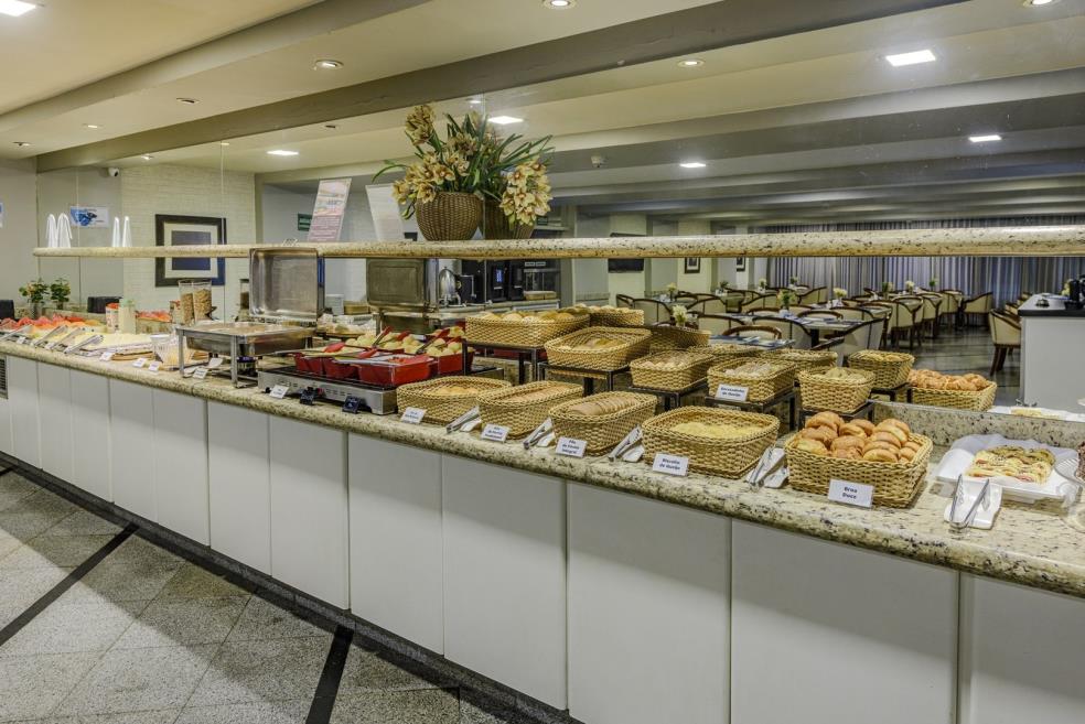 café da manha baixa 1.jpg