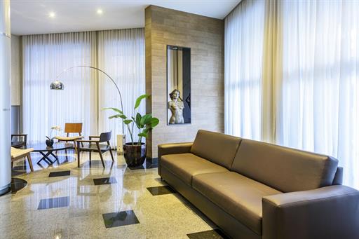lobby baixa 2.jpg