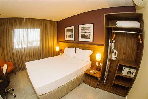 diff hotel  (12).jpg