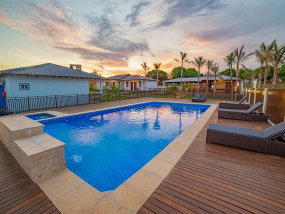 DSC03887-HDR (1).jpg