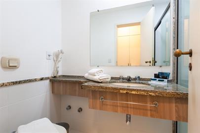 SEVI - Luxo Casal  - Banheiro.jpg