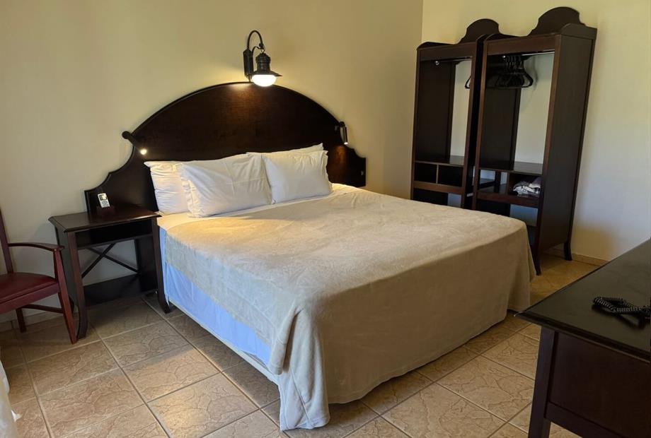 whatsapp image 2025-10-10 at 15.24.56.jpe.jpeg