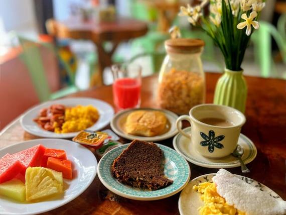 desayuno ok.jpg