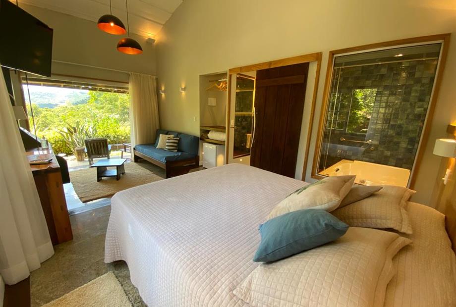 whatsapp image 2021-11-29 at 13.04.25 (4).jpeg