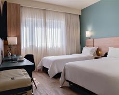 Standard Triplo - 1 Cama Queen e 1 Cama Solteiro