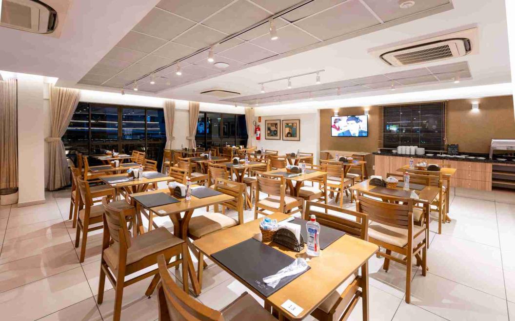 restaurante 10_29_11zon.jpg