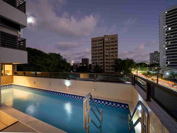 piscina 3_39_11zon.jpg