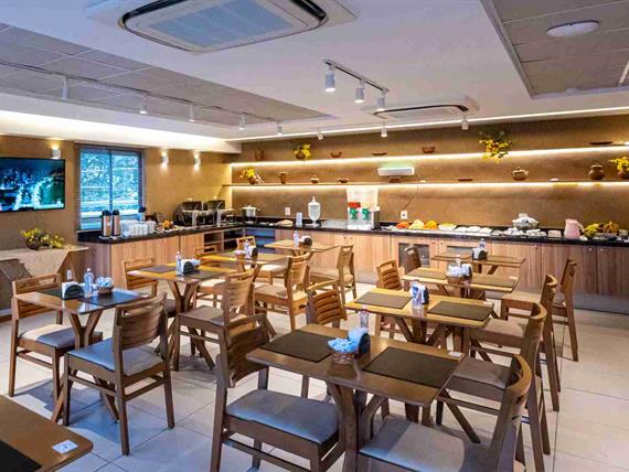 restaurante 4_26_11zon.jpg