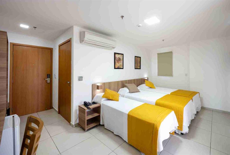 luxo triplo solteiro_11zon.jpg