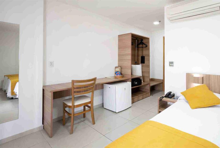 luxo guarda roupa adaptado_11zon.jpg