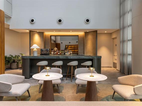 om 5.jpg