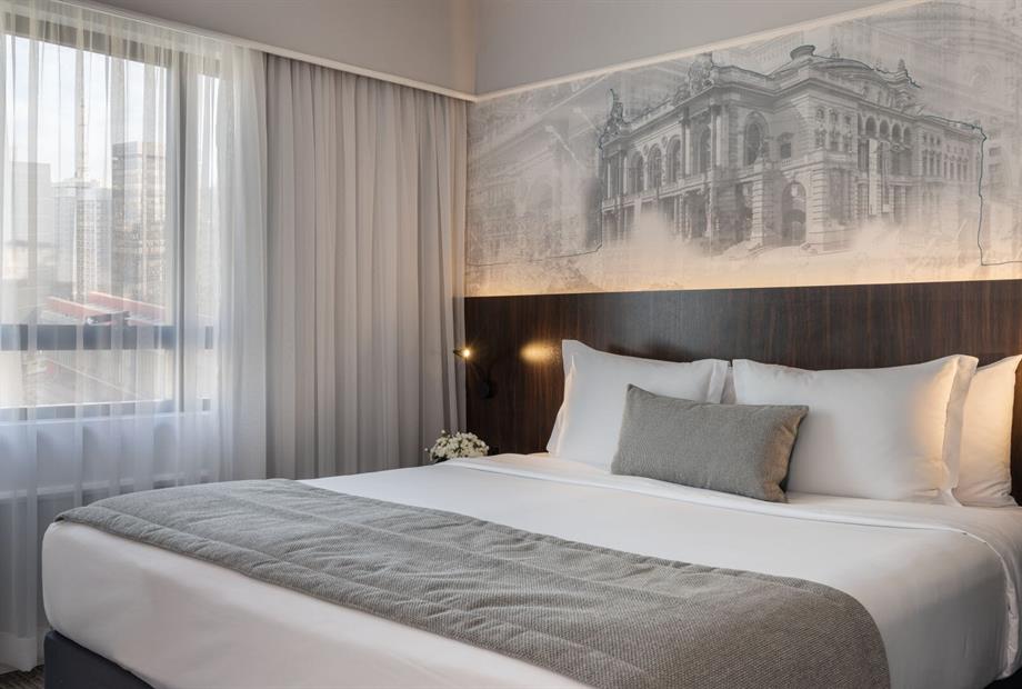 om 5 luxo premier.jpg