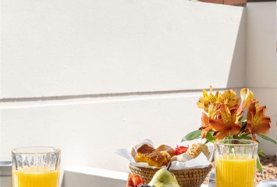 om 7 suite premium.jpg