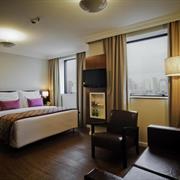 Luxo - 2 Camas de Solteiro