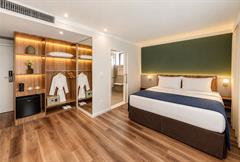 Business Premier - Cama Queen Size