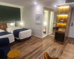 Business Premier - 2 Camas de Solteiro