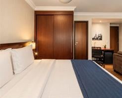 Luxo - Cama Queen Size