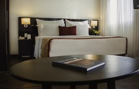Luxo - Cama Queen Size do Blue Tree Premium Faria Lima