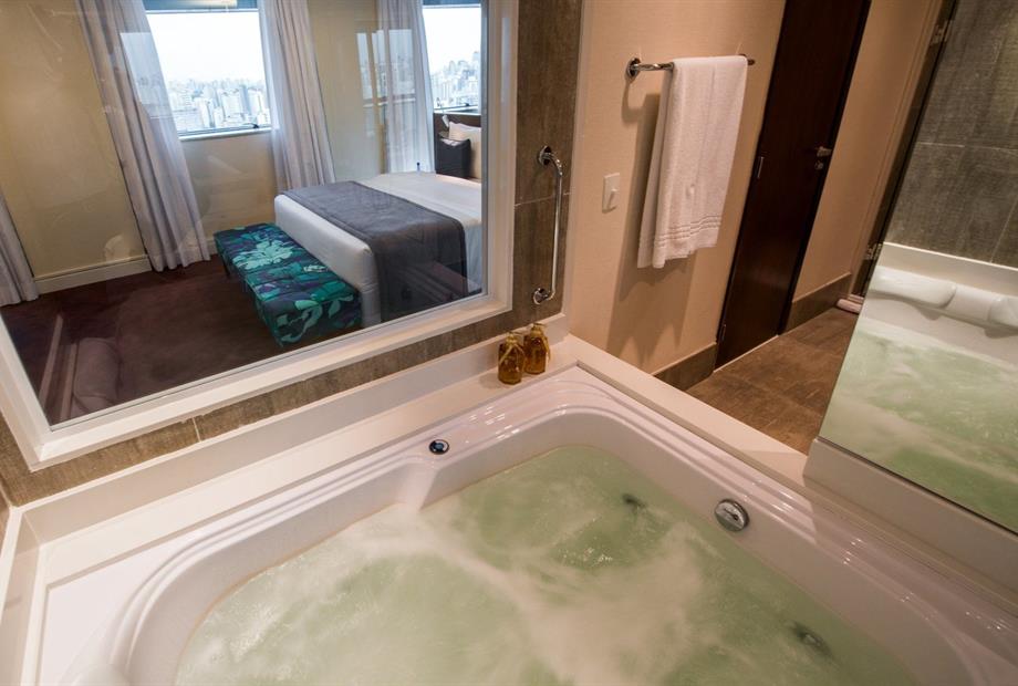 03 suíte premier - hidromassagem1.jpg