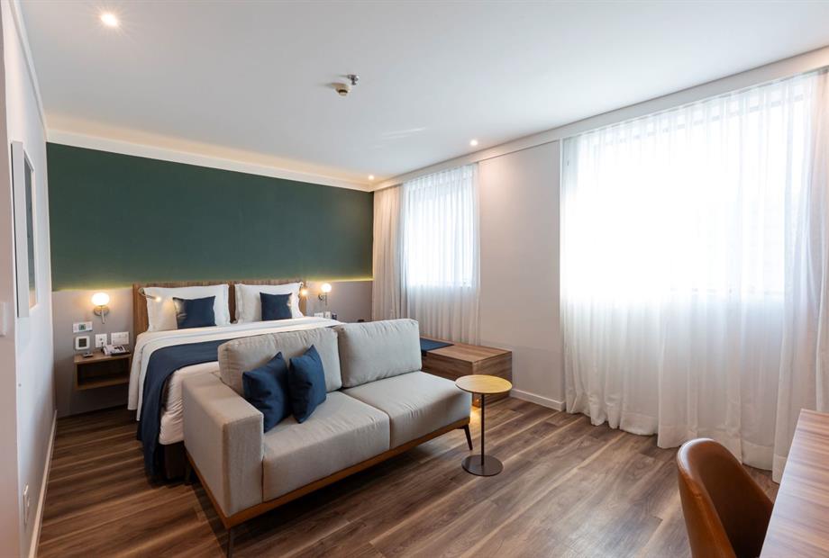 faria lima bp 2 omn.jpg