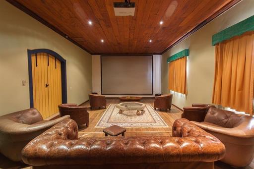 whatsapp image 2023-04-25 at 09.54.21 (15).jpeg