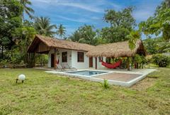 Bangalô Família com Piscina