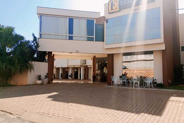 Foto 1 do Executive Hotel
