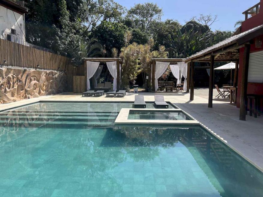piscina3.jpg