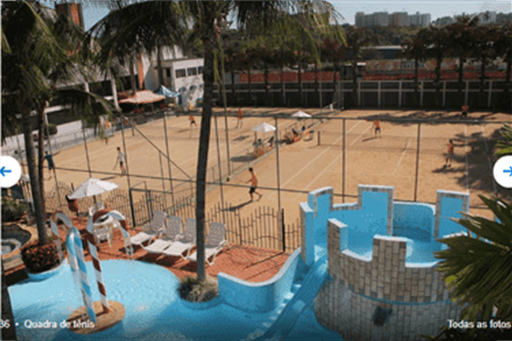 Piscina Infantil / Quadra de Tênis