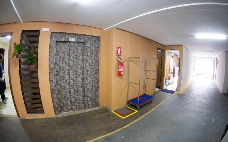 elevador-infinity-hotel.jpg