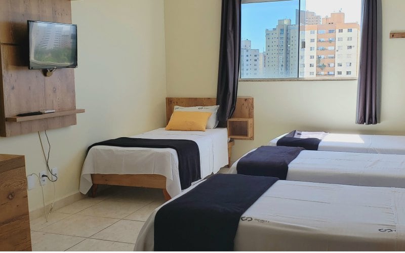 working-infinity-hotel-03.jpg