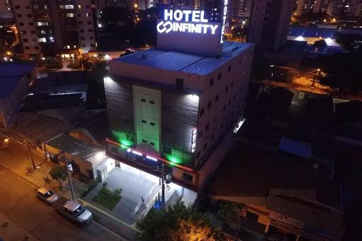 infinity-hotel-fachada.jpg