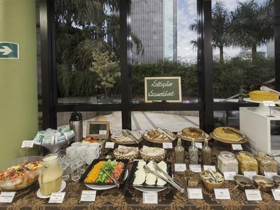 RESTAURANTE MBI 2.jpg