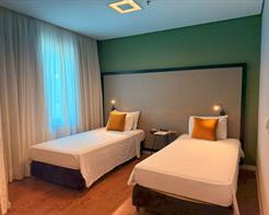 Luxo - 2 Camas de solteiro