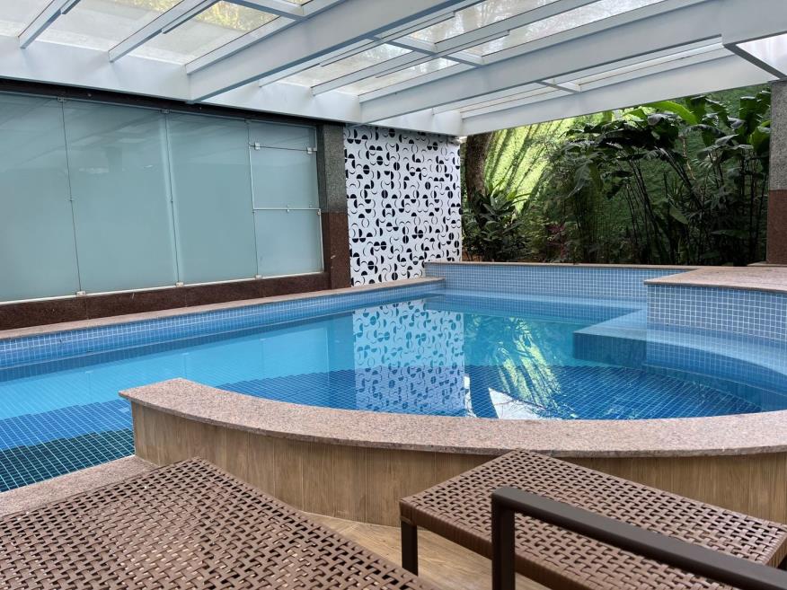 39) piscina2 omni.jpg