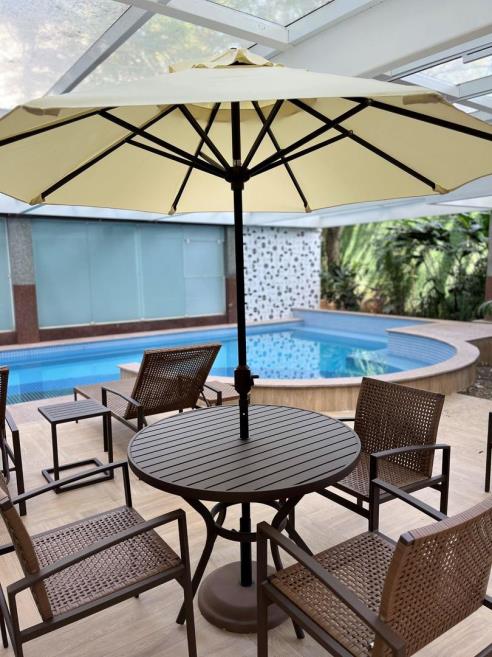 43) piscina7 omni.jpg