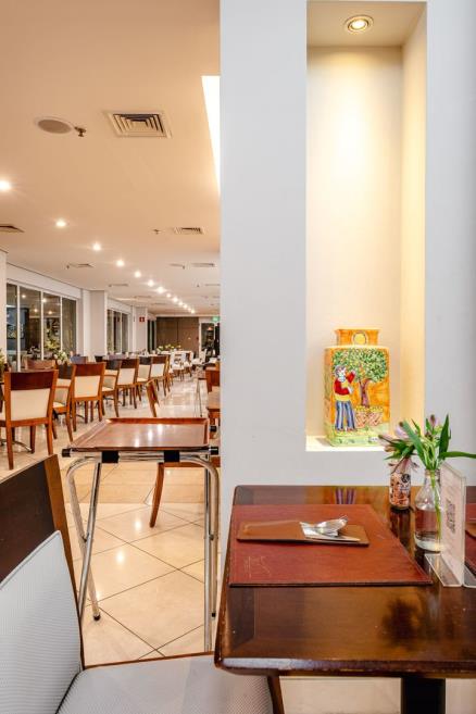 vdi restaurante 3 omn.jpg