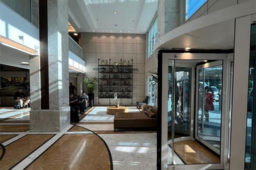 2) lobby 1 2º foto omni.jpg