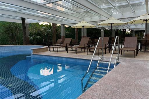 41) piscina4 omni.jpg