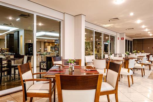 vdi restaurante 4 omn.jpg