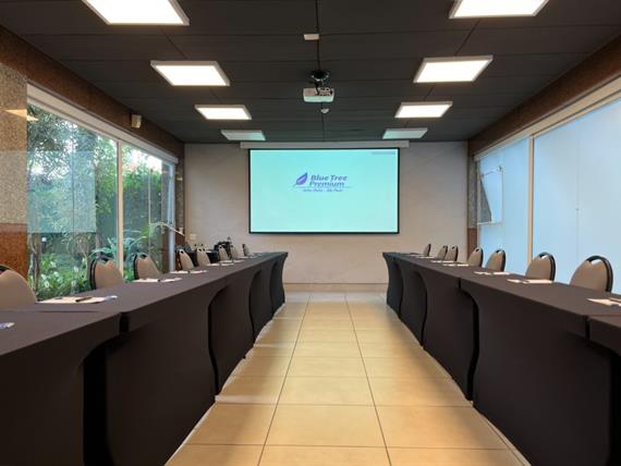 48) sala de eventos 3.jpeg